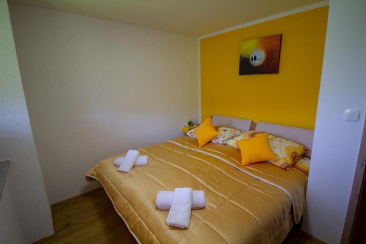 Apartmaji Nena Rocinj Zewnętrze zdjęcie